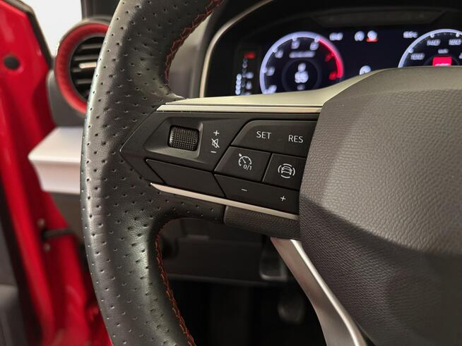 Seat Arona VAT 23% FR 1.0TSI 110KM M6 2022 r., salon PL, I wł., gwarancja