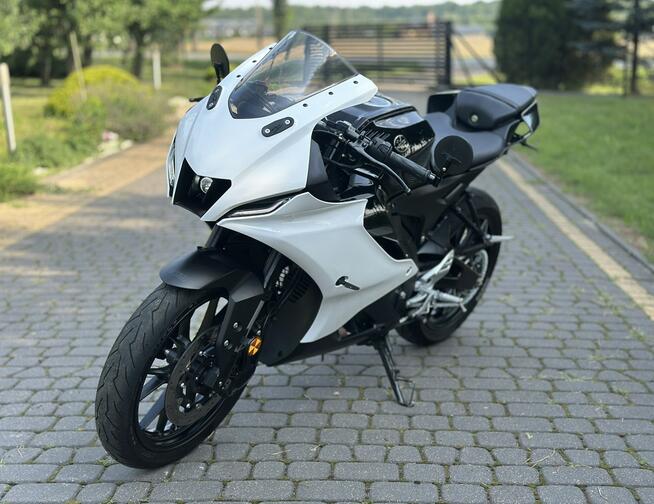 Yamaha R125 YZF R 125 Niski przebieg 14k km 2024 Możliwość obniżenia Duke MT R125