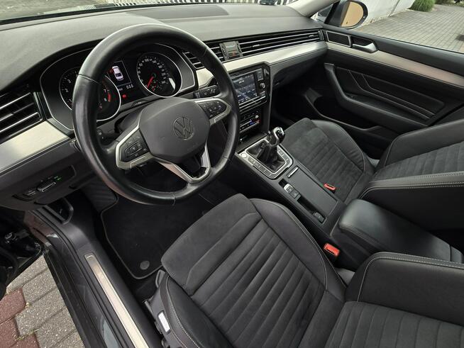 Volkswagen Passat ELEGANCE Sedan 1.5 TSI 150KM Salon Polska Gwarancja do 3 lat!