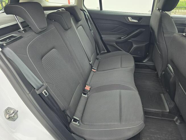 Ford Focus TITANIUM EcoBoost Benzyna Polift Salon Polska Gwarancja do 3 lat!