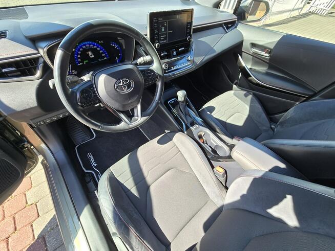 Toyota Corolla SELECTION 1.8 HYBRID Bogata wersja Salon Polska Gwarancja do 3 lat!
