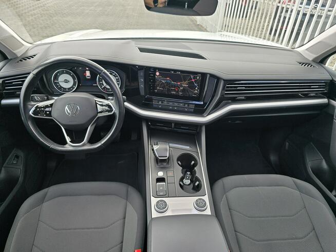 Volkswagen Touareg 3.0 V6 TDI 4Motion DSG Panorama dach Salon Polska Gwarancja do 3 lat!