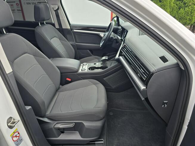 Volkswagen Touareg 3.0 V6 TDI 4Motion DSG Panorama dach Salon Polska Gwarancja do 3 lat!