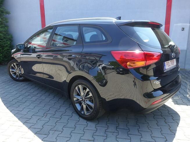 Kia Cee'd 1,4i Navi Alu Klimatyzacja Światła dzienne 1.Właściciel VIP Gwarancja