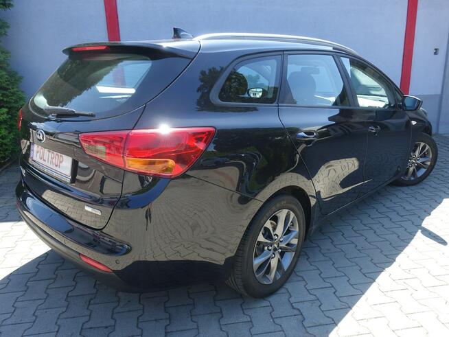 Kia Cee'd 1,4i Navi Alu Klimatyzacja Światła dzienne 1.Właściciel VIP Gwarancja
