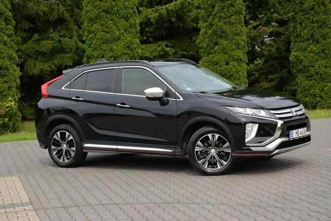 Mitsubishi Eclipse Cross Red AccenLedy HeadUp Kamera360 Keyless go FCM BSW As. Pasa Alu18" ASO
