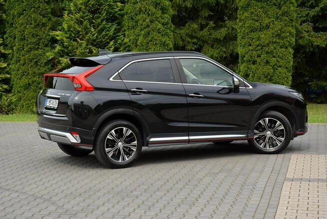 Mitsubishi Eclipse Cross Red AccenLedy HeadUp Kamera360 Keyless go FCM BSW As. Pasa Alu18" ASO