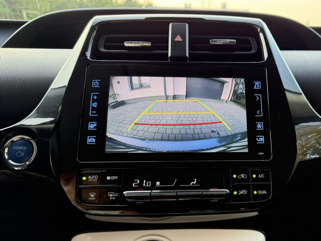 Toyota Prius XENON*NAVI*Kamera*Cofania*Grzane*Fotele*Czujniki*Parkowania*Serwis*ASO