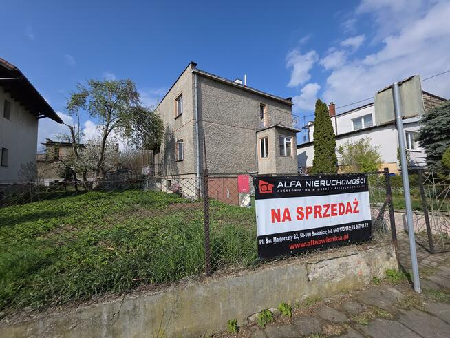 Dom Świdnica, okolice Zalewu