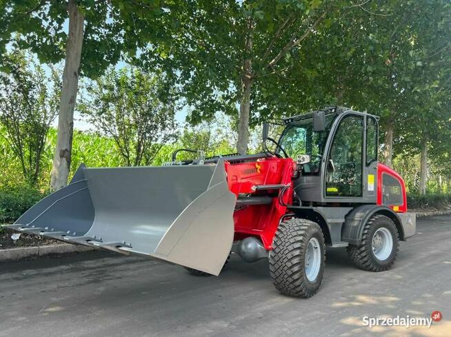 Ładowarka teleskopowa HORNET HMA818T udźwig 1800 kg