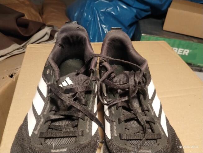 sprzedam buty adidas