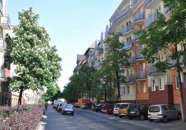 Kawalerka Poznań-Centrum. Po remoncie. Balkon. Winda.
