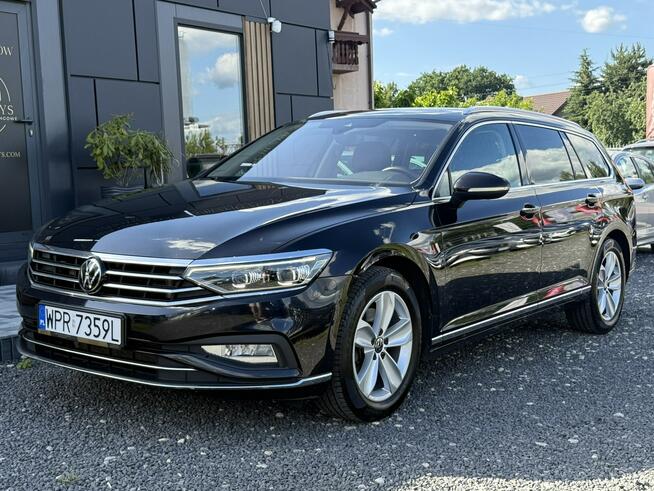 Volkswagen Passat I właściciel Serwis ASO VAT 23% Bezwypadkowy Salon Polska Poleasingowy