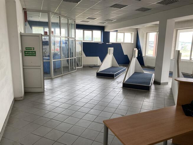 235 m2 , parter, tani prąd, rampa