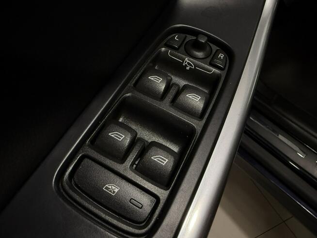 Volvo XC 60 Bogate Wyposażenie / Serwisowany / Roczna Gwarancja w cenie