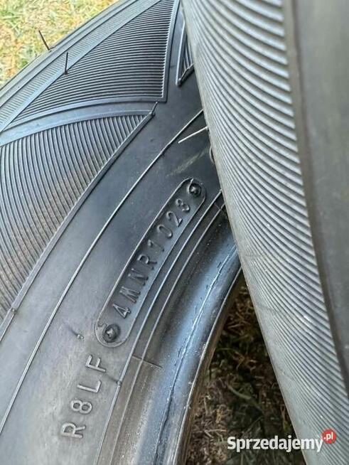 Opony letnie 215/65 R17 99V Falken