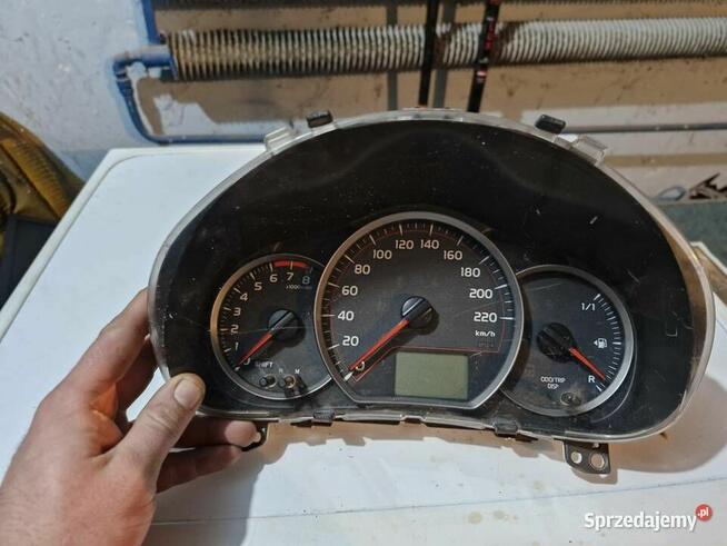 Toyota Yaris III Lusterka lampy i inne