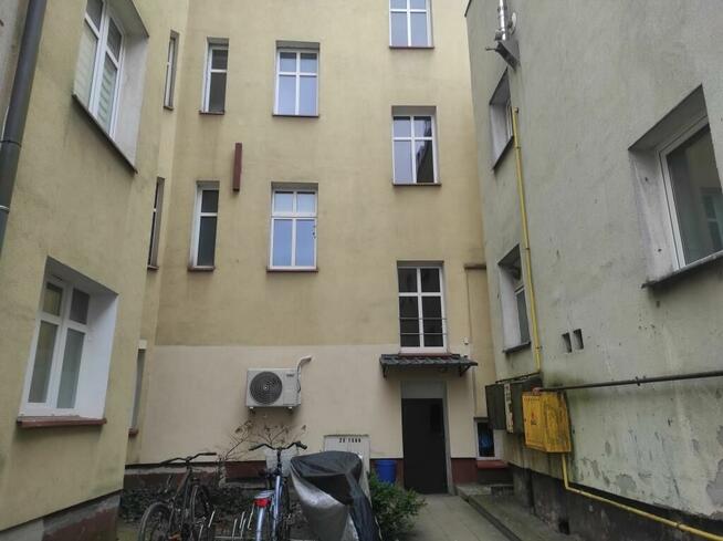 Syndyk sprzeda udział 3/128 w odrębnej własności lokalu -70%
