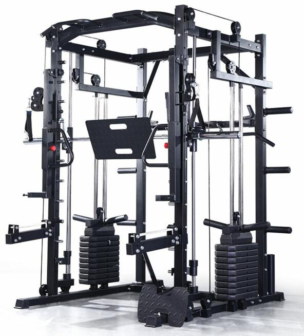 Atlas do ćwiczeń suwnica Smitha half rack klatka