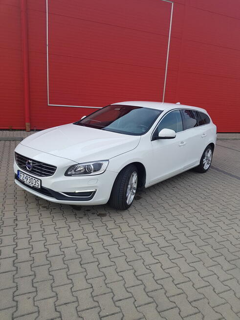 VOLVO V60 D3 2017 salon Polska