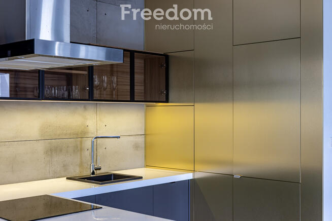 Apartament z widokiem na Ratusz i dwoma balkonami