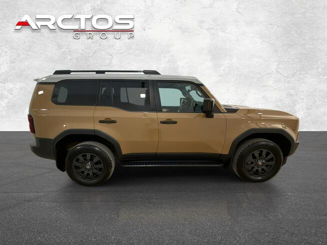 Toyota Land Cruiser First Edition - Rama Zabezpieczona Cesja + Hak