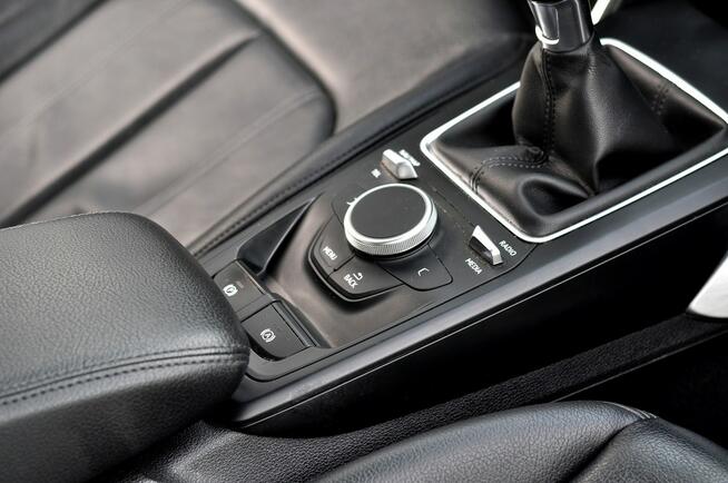 Audi Q2 1.4TSI 150KM Skóra Navi Climatronic Kamera Grzane Serwis