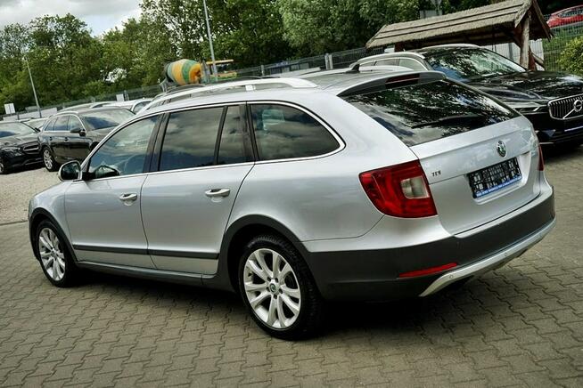 Škoda Superb 1,6TDI Klima, alu R17, NAVI, Xenony, 2013r.
