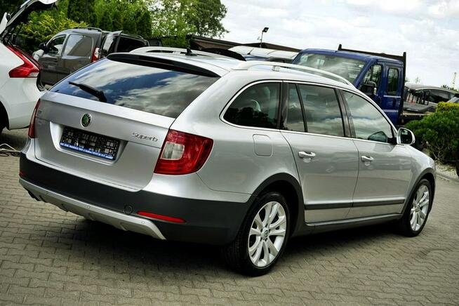 Škoda Superb 1,6TDI Klima, alu R17, NAVI, Xenony, 2013r.