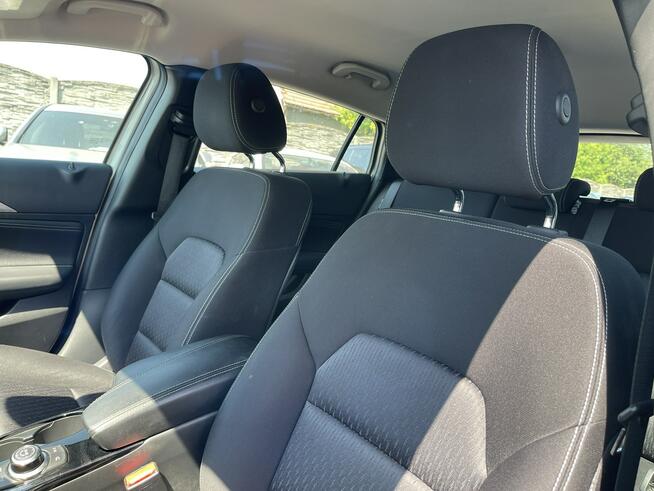 Infiniti Q30 Salon PL Automat Kamera Podgrzewanie