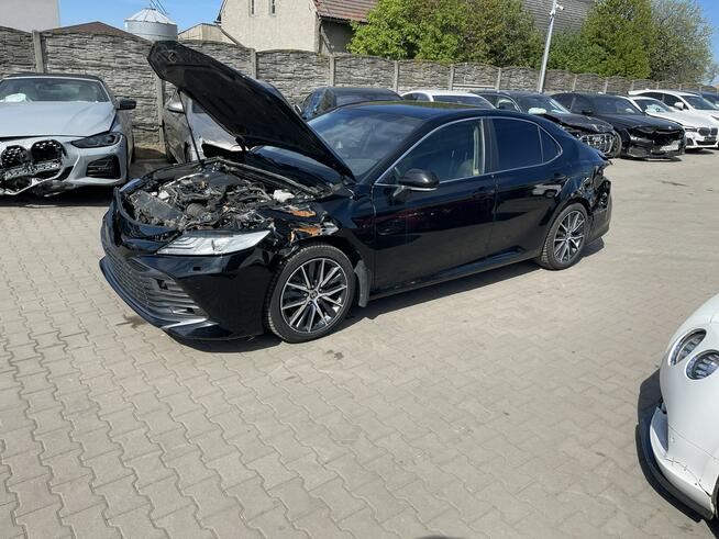 Toyota Camry Salon Polska Hybryda Skóra Kamera 218KM