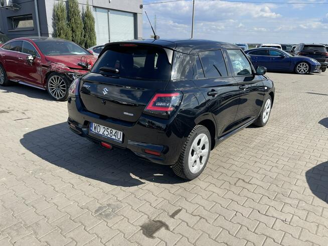 Suzuki Swift Salon PL Automat Klimatronik Kamera mHEV