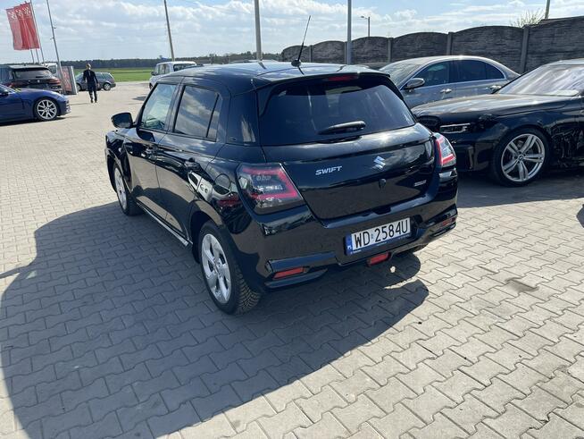 Suzuki Swift Salon PL Automat Klimatronik Kamera mHEV