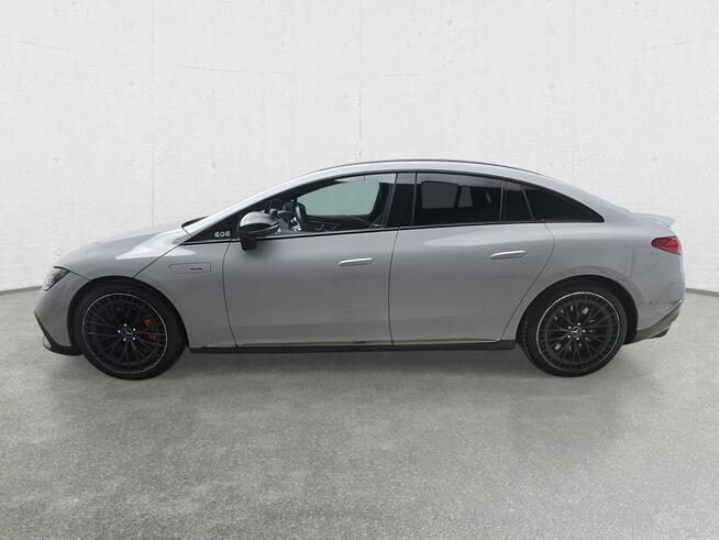 Mercedes EQE