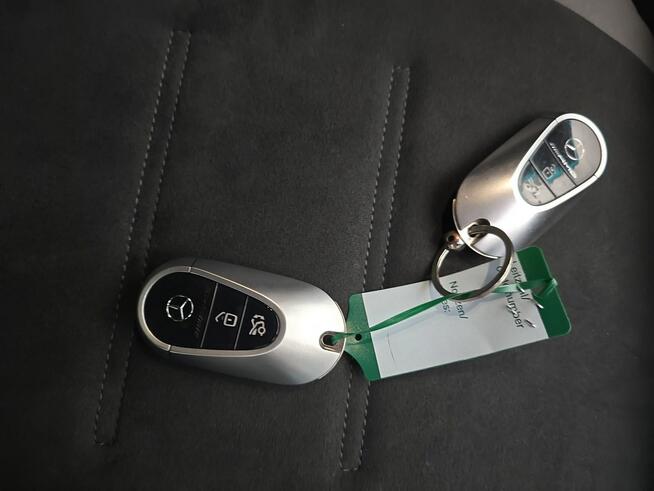 Mercedes EQE