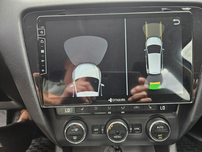 Škoda Octavia 1 właściciel / Klimatronic x 2 / Nawigacja / Czujniki przód + tył