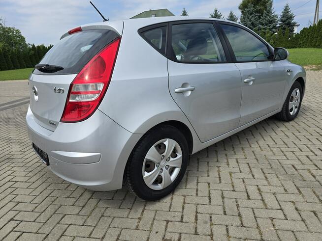 Hyundai i30 1,6benz Serwis.Klimatronic.Centralka.4x El.szyby.Parktronic.OKAZJA
