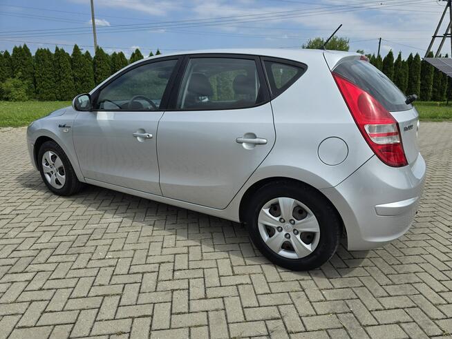 Hyundai i30 1,6benz Serwis.Klimatronic.Centralka.4x El.szyby.Parktronic.OKAZJA