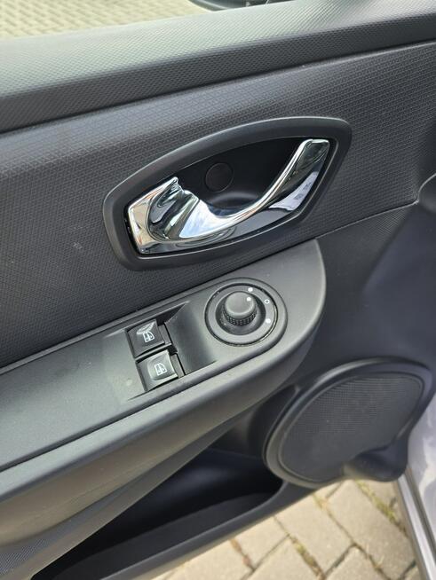 Renault Clio 0.900tce Navigacja.Klimatronic.Ledy.Tempomat,kredyt.OKAZJA
