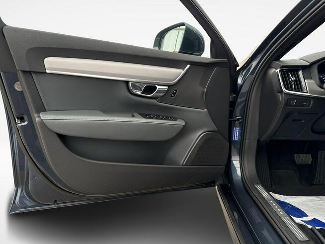 Volvo S90 2,0 B4 Momentum Pro Mild Hybrid 197+14KM (197 KM) Salon PL Faktura VAT