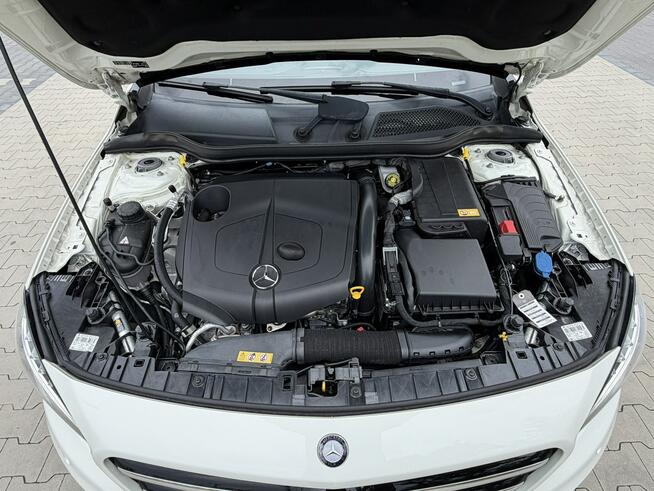 Mercedes GLA 220 2.2 / 170KM LED BI-KSENON Pakiet AMG Automat Nawigacja Kamera Panorama