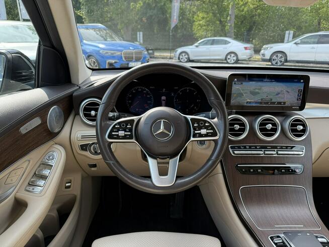 Mercedes GLC 220 220d 194km 4-Matic AMG Line MultiBeam Panorama Salon PL Iwł FV23%