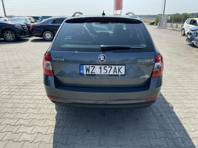 Škoda Octavia Salon PL Automat Klimatronik Kamera Podgrzewanie 150 KM