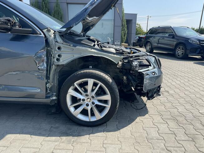 Škoda Octavia Salon PL Automat Klimatronik Kamera Podgrzewanie 150 KM