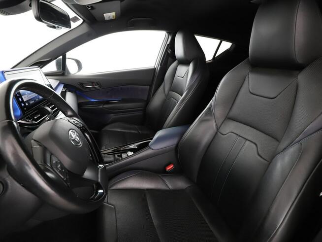 Toyota C-HR AmpyaEdition navi kamera skóra grzane fotele JBLPremium ACC BiLED