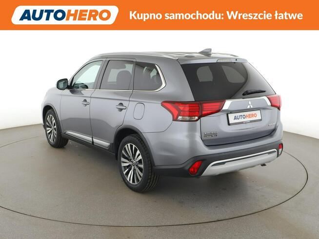 Mitsubishi Outlander automat navi kamera grzane fotele auto klima