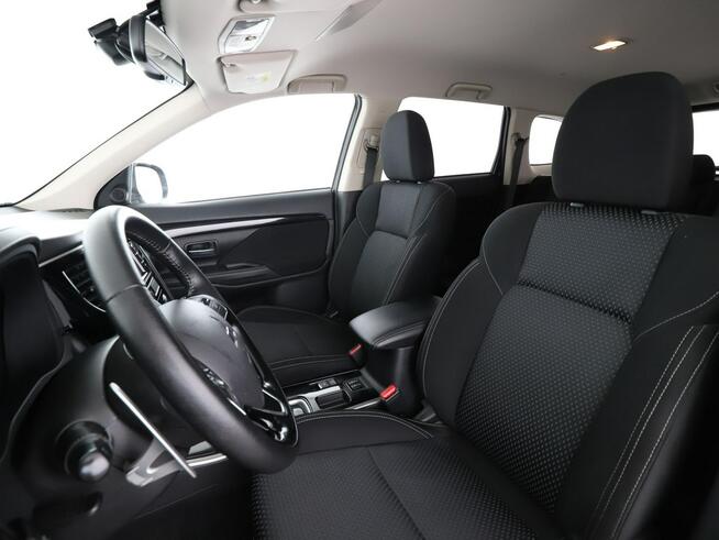 Mitsubishi Outlander automat navi kamera grzane fotele auto klima