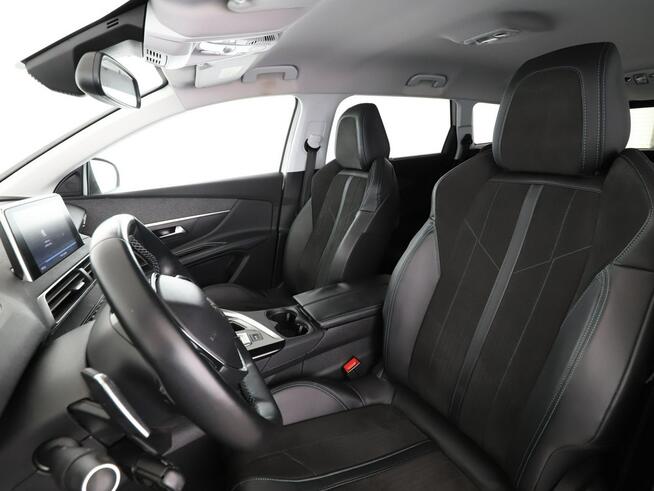 Peugeot 5008 7 os. automat skóra/alcantara virtual cocpit navi klima auto czujniki