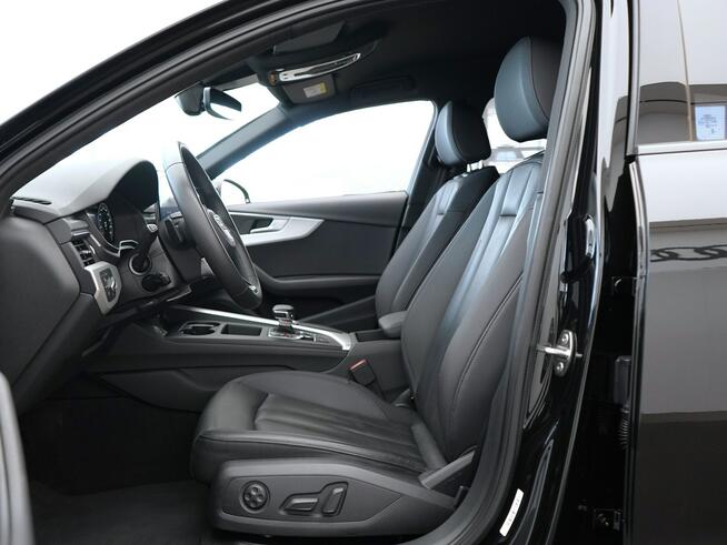 Audi A4 40TDI 204KM Nav TempomatACC Kamera ElektryczneFotele Ambiente