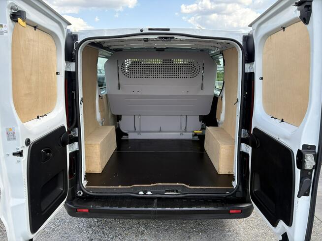 Renault Trafic l1h1 brygadówka 6 miejsc klimatyzacja